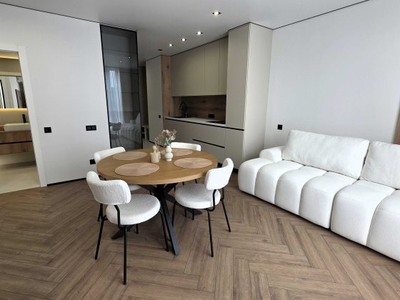 Продаж 2-к квартири 68 м² | ЖК Варшавський-3 | Всеволода Змієнка 15/23 Киев