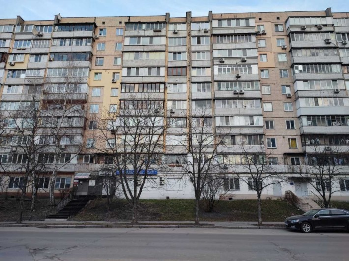 Солом”янський район продаж 3-х кімн.квартири вул Мокра 7 ( Кудряшова ) - фото 1