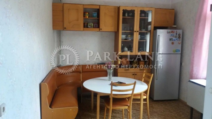 Продаж 2к квартири вул. Чумака 13 Відрадний Медмістечко  сталінка - фото 1