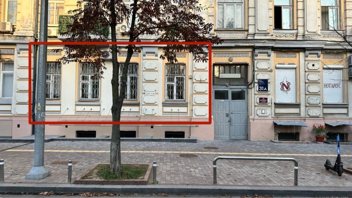 ФАСАД стеля Н-3,8м  64 м2 під ремонт Чикаленко ( Пушкінська) 31А - фото 1