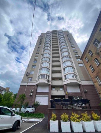 Продаємо 2 кім квартиру, вул Волинська 10А, 80м, Севастопольська площа - фото 1