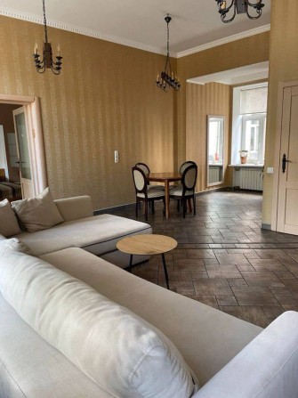 Продаж 2к квартири Нижній Вал,35 Контрактова Поділ - фото 1