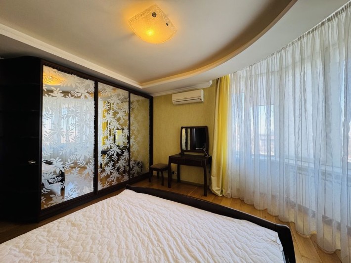 Продаж 3 кім.квартири, вул Осіння 33 - фото 1