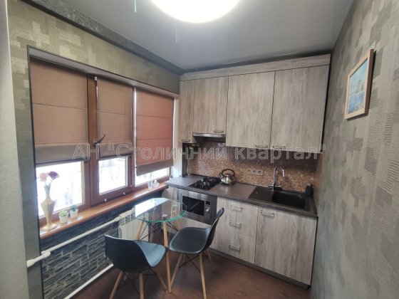 ВІдрадний Двокімнатна Донця 21а