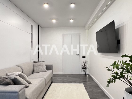 Затишна 2-к квартира біля метро Політехнічний інститут Київ