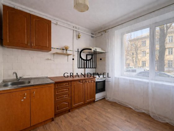 Продаж 2к квартири Монастирського | Сурікова 4, Солом'янка, Київ