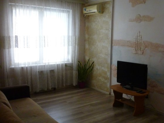 Сдам 1к.кв. // ЖМ "Радужный"  проспект Небесной сотни Лиманка