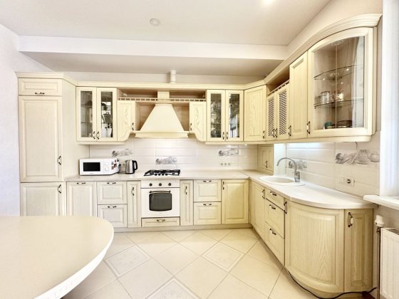 Продаж двокімнатної квартири у ЖК ,,Бородіно,, Запорожье