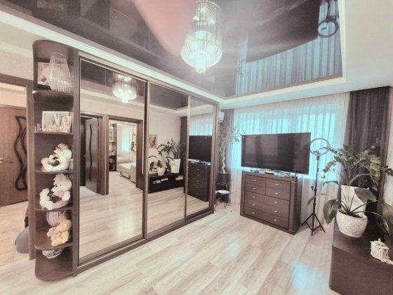 Продам доглянуту, гарну, 3-и к/к на Героїв Рятувальників (Волкова). Кропивницький