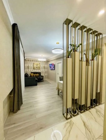 3х к. Сталинка на пл. Конституции. 100% ж/б. Авторский проект. 3 эт. - фото 1