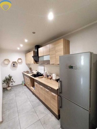 Простора 2-кімнатна квартира з власним входом на билжній Молдаванці - фото 1