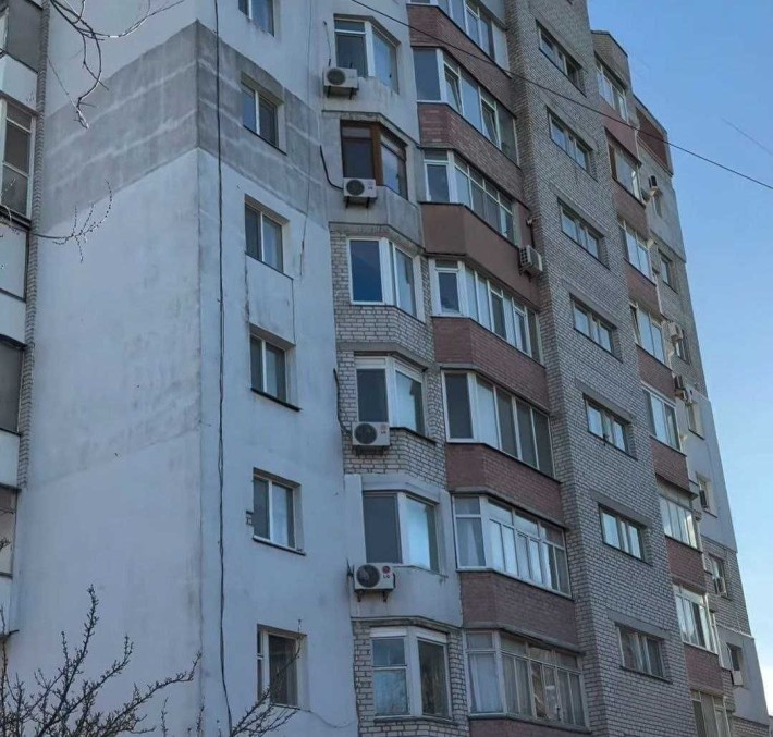 2к квартира, вул Південна | новий цегляний будинок - фото 1