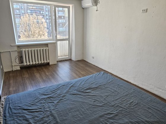 Интересует Обмен Квартиры на Авто или Коммерческую недвижимость Запоріжжя