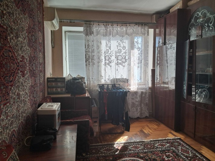 Продам 2кв. вул. М. Корищенко, 9000 у.о. - фото 1