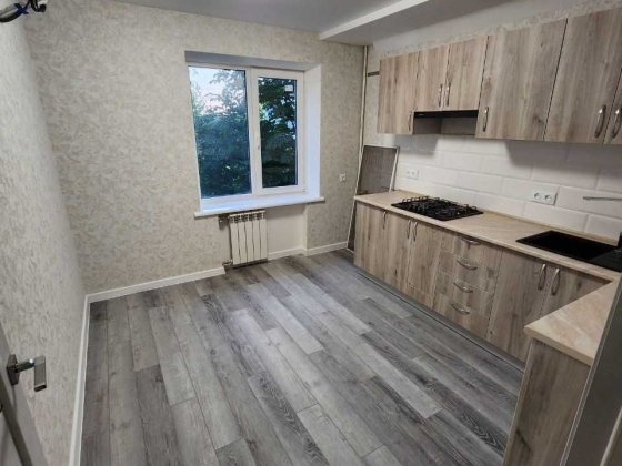 Продается 2-х комн. квартира в районе Малого рынка с капремонтом Запорожье