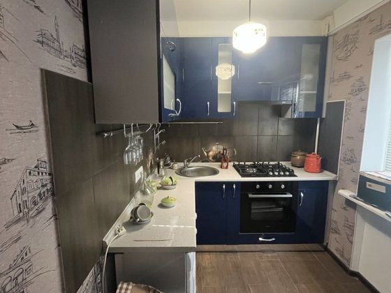 Продаж 2 кімнатноі квартири Запорожье