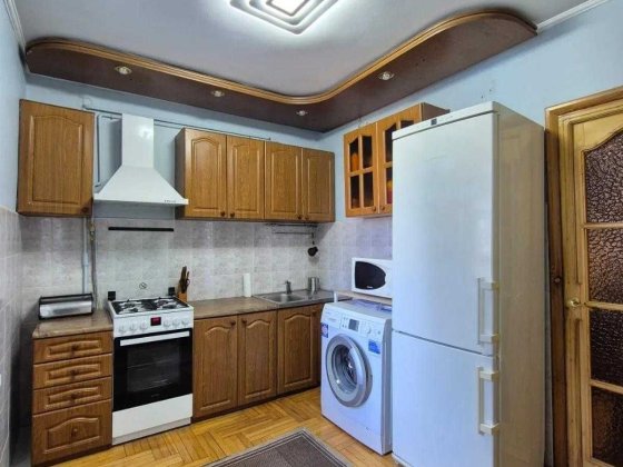 Продаж 4кім. кв-ри вул. Любінська чешка цегла 93000 дол. США Львов