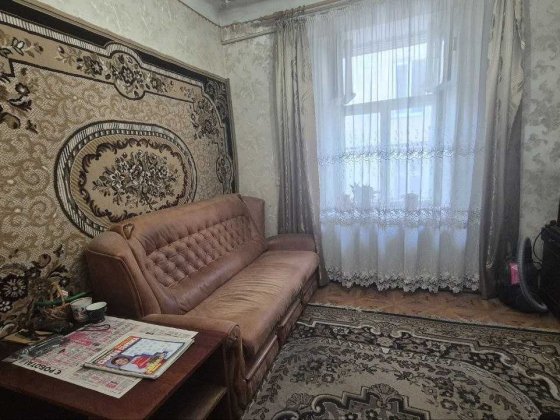 ФРАНЦУЗСКИЙ БУЛЬВАР  2 комн Средний этаж АГВ Одеса