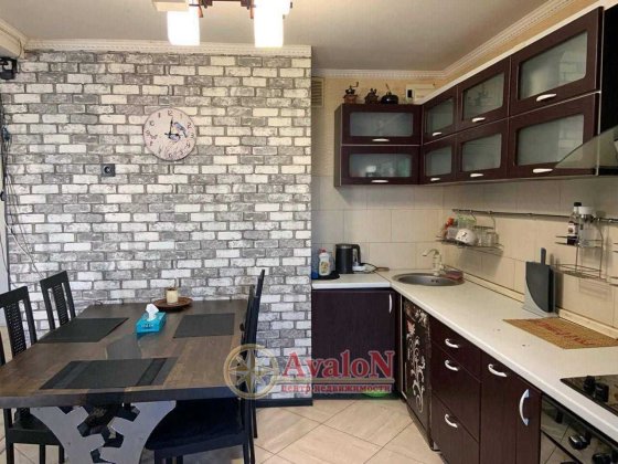 3- комнатная квартира с ремонтом в кирпичном газовом доме. Одеса