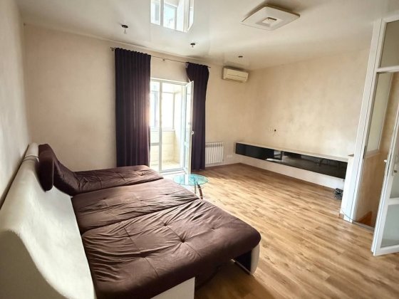 Продам дворівневу квартиру 10 хв метро Вокзальна Харьков