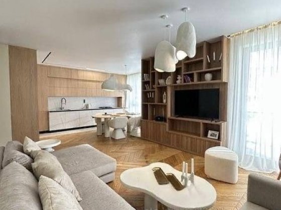 Продаж 3 кім квартира 85 м² 3/6ц вул.Мечникова 360000$ Львов