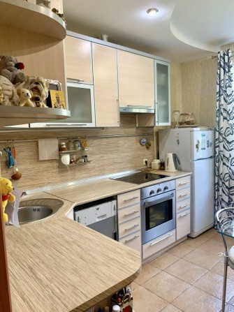 Продам 2 ком квартиру Бородинский , Великий Луг,  ул. Зеленая - фото 1