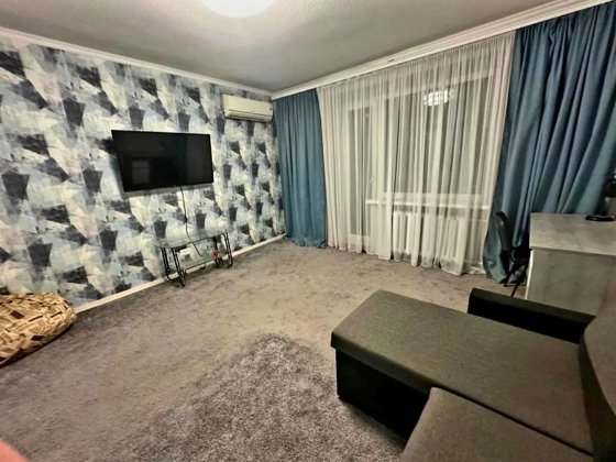 2-кімнатна квартира, цегляний будинок. Запорожье