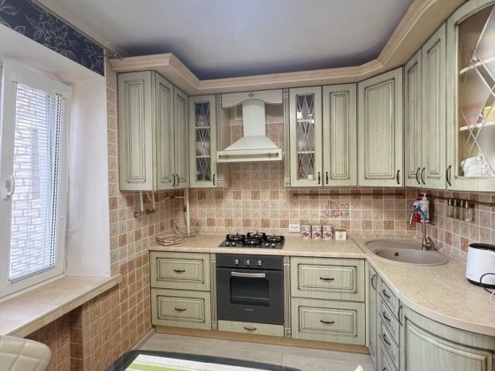 В продажу 4 к к на вул. Південній з євроремонтом Миколаїв