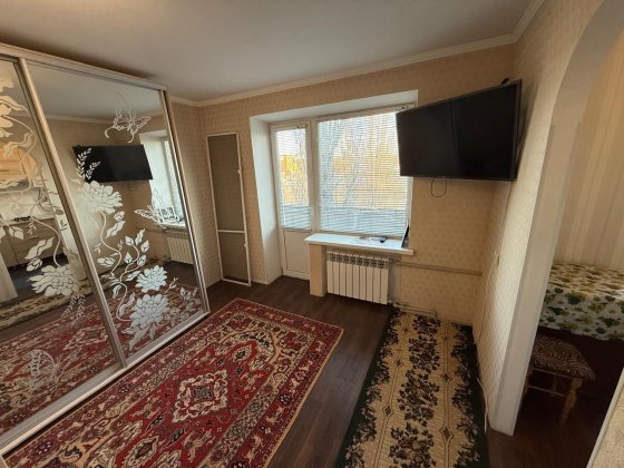 Продам 1к комнатную квартиру в Ингульском районе. Миколаїв