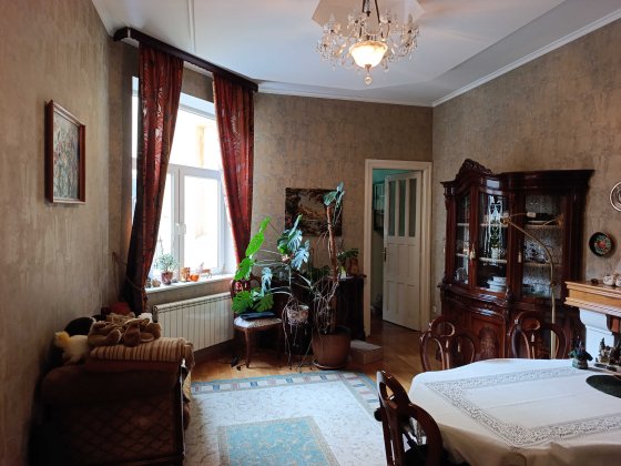 Продаж просторої 4-кім. квартири вул. Богуна Львов