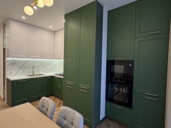 Продаж дизайнерська 1кім квартира. Вул. Малоголосківська. ІО. Гардероб Львів