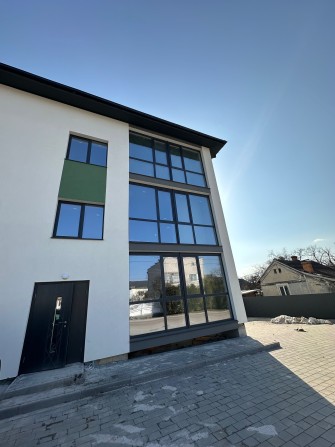 Продаж 1кім квартири у зданій новобудові - фото 1