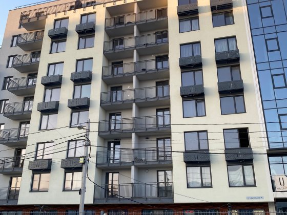 Продаж квартири 45кв Львів,Щирецька 30 Львов