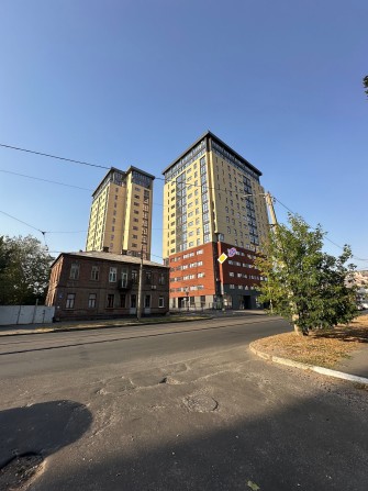 ЖК Кристалл Продам 3 комнатную квартиру 93м2 VW - фото 1