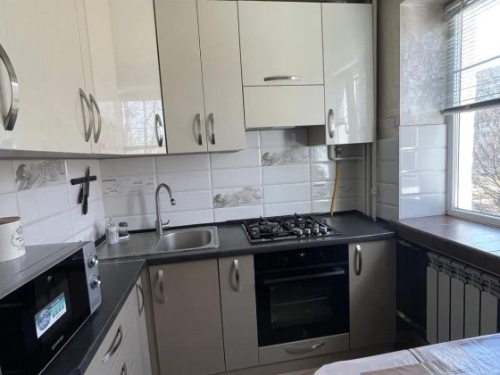 Продаж 2-кім. квартири 44 м.кв., в. В. Великого Львов