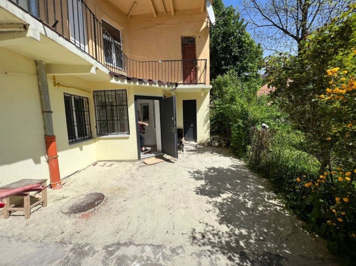 Продаж 1-кім. кв-ри по вул. Лева ( центр) 1/3ц, 37 м/кв, окремий вхід. - фото 1