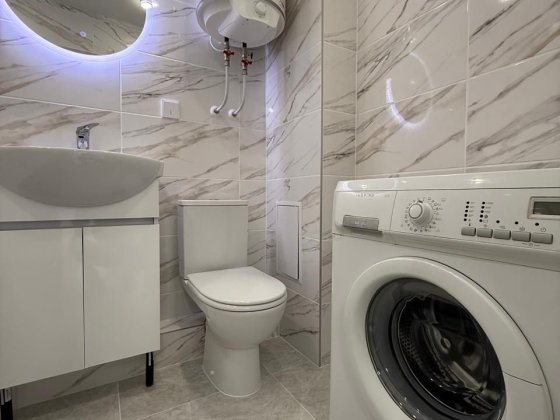 Продам отличную 2х комнатную квартиру в Ингульском районе. Николаев