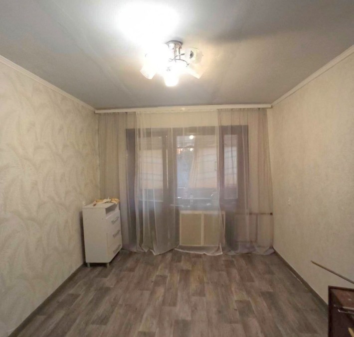 2к. Цегляний будинок. Окремі кімнати. - фото 1