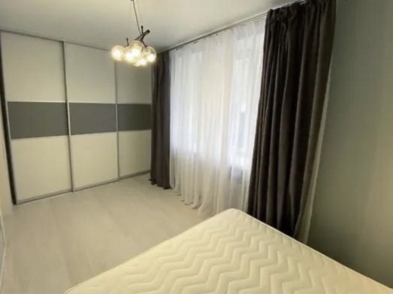 Продам 2 к квартиру Центральний ринок Миколаїв