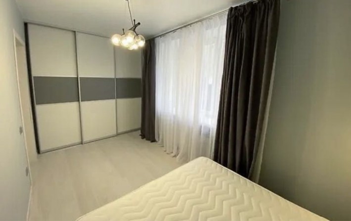 Продам 2 к квартиру Центральний ринок - фото 1