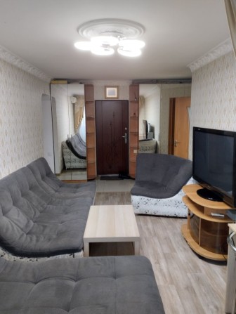 Продаю 2 квартиру, пр.Центральный, р-он Сотки, 2/9, 60000 дол. Сша - фото 1