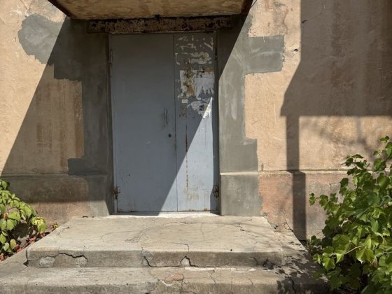 Двокімнатна сталінка напроти парку Шевченка Миколаїв