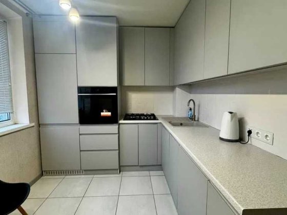 Продаю 2-к квартиру  метро Научная, Клочковская, Космическая Харьков