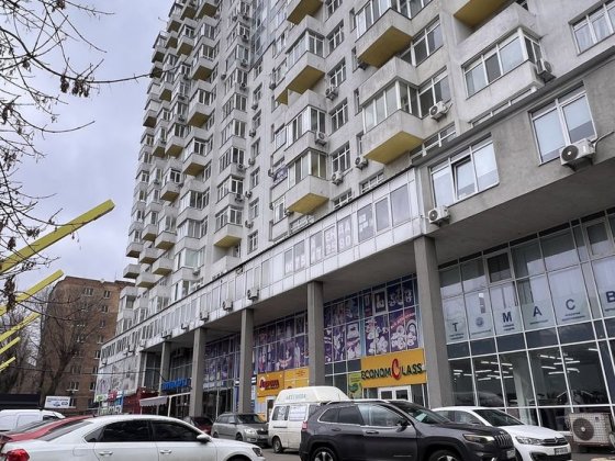 Щербакова 52 метро Нивки