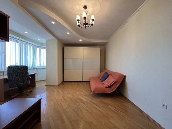 Без% 3-кім. м.Берестейська, Артилерійський пр., 7А, спецпроек 2001 р. - фото 1