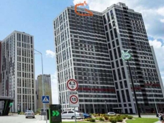 Продам  дворiняну 3-кімнатну квартиру  ЖК "Варшавський Плюс"