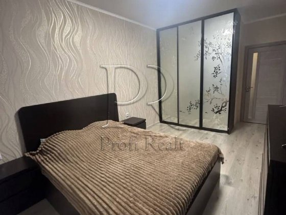 Продаж 1 кімн. квартири за адресою Правди 43А/ЖК Варшавський/Виноградо Киев