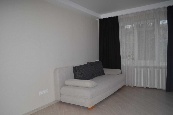 Продаж 2-кімн. квартири по вул. Данила Щербаківського, Нивки - фото 1