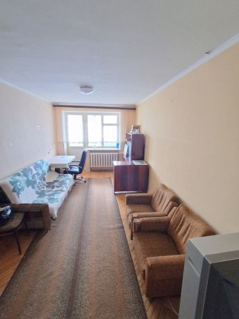 3к квартира біля метро. Без комісії! - фото 1