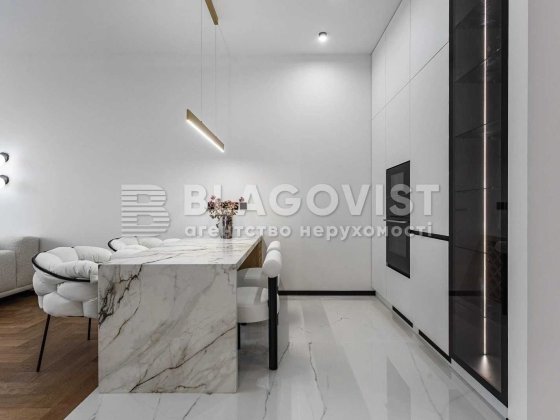 Продам 3к квартира 106м2 ЖК Ярославів Град Бульварно-Кудрявська Центр Київ